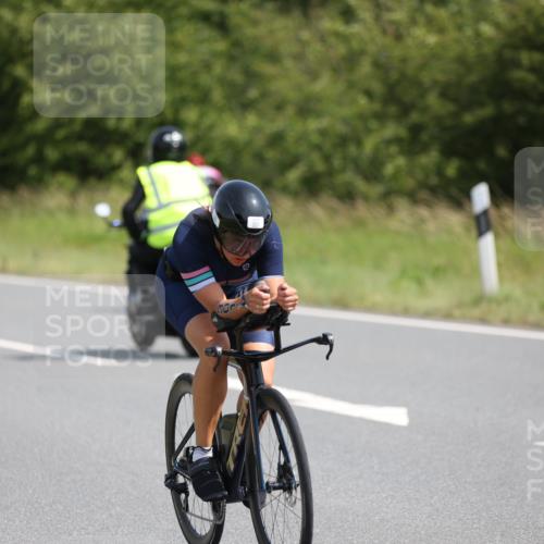 22.06.2025 - Viking Triathlon Yannick Fuchs http://msf.ph/oto/8093011 22.06.2025 11:16:30 Radfahren 301 meine-sportfotos.de