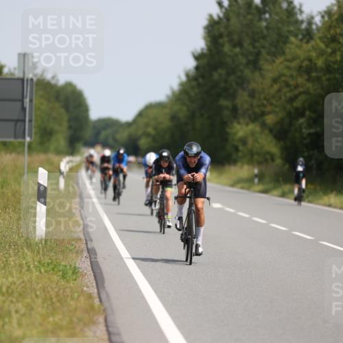 22.06.2025 - Viking Triathlon Yannick Fuchs http://msf.ph/oto/8093014 22.06.2025 11:55:45 Radfahren 28, 108, 141, 184, 352, 478, 519, 635, 660 meine-sportfotos.de
