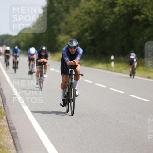22.06.2025 - Viking Triathlon Yannick Fuchs http://msf.ph/oto/8093043 22.06.2025 11:55:46 Radfahren 28, 108, 141, 184, 352, 478, 519, 635, 660 meine-sportfotos.de