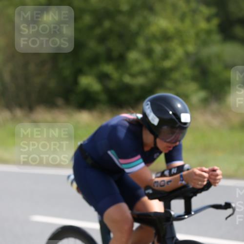 22.06.2025 - Viking Triathlon Yannick Fuchs http://msf.ph/oto/8093055 22.06.2025 11:16:31 Radfahren 301 meine-sportfotos.de
