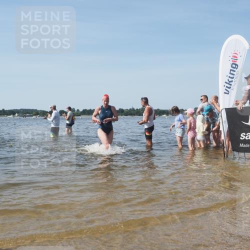 22.06.2025 - Viking Triathlon KatJ http://msf.ph/oto/8093069 22.06.2025 10:29:03 Schwimmen 7, 12, 152, 200, 310, 384, 414, 443, 458, 604, 628, 652 meine-sportfotos.de