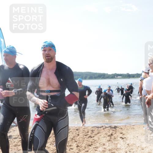 22.06.2025 - Viking Triathlon MichiJ http://msf.ph/oto/8093077 22.06.2025 10:39:28 Schwimmen 83, 93, 117, 138, 150, 195, 238, 298, 324, 337, 474, 529 meine-sportfotos.de