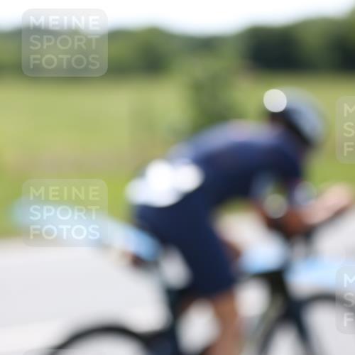 22.06.2025 - Viking Triathlon Yannick Fuchs http://msf.ph/oto/8093106 22.06.2025 11:16:31 Radfahren 301 meine-sportfotos.de