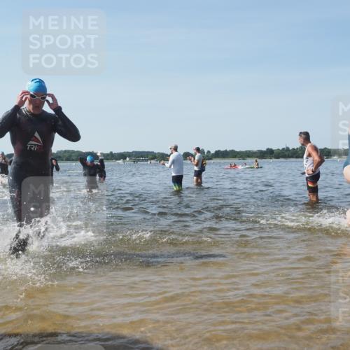 22.06.2025 - Viking Triathlon KatJ http://msf.ph/oto/8093108 22.06.2025 10:29:05 Schwimmen 7, 12, 152, 200, 310, 384, 443, 458, 604, 628, 652 meine-sportfotos.de