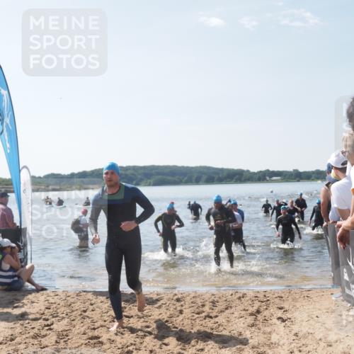 22.06.2025 - Viking Triathlon MichiJ http://msf.ph/oto/8093138 22.06.2025 10:39:29 Schwimmen 83, 86, 93, 117, 138, 150, 195, 238, 298, 324, 337, 474, 529 meine-sportfotos.de