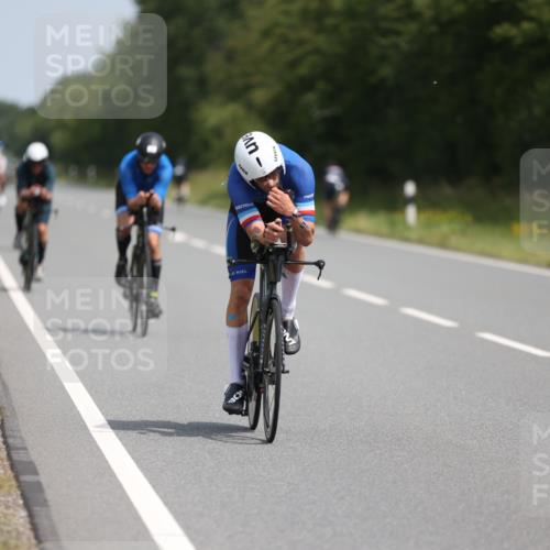 22.06.2025 - Viking Triathlon Yannick Fuchs http://msf.ph/oto/8093149 22.06.2025 11:55:49 Radfahren 28, 108, 141, 184, 318, 352, 459, 478, 519, 625, 635, 660 meine-sportfotos.de