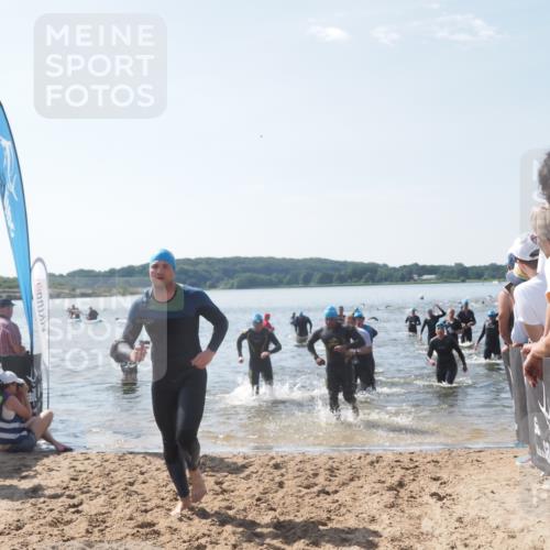 22.06.2025 - Viking Triathlon MichiJ http://msf.ph/oto/8093150 22.06.2025 10:39:29 Schwimmen 83, 86, 93, 117, 138, 150, 195, 238, 298, 324, 337, 474, 529 meine-sportfotos.de