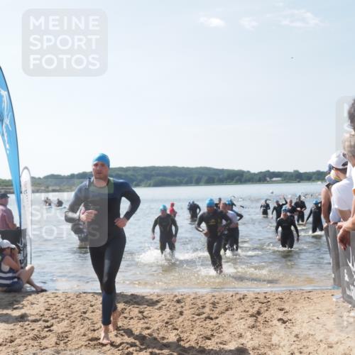 22.06.2025 - Viking Triathlon MichiJ http://msf.ph/oto/8093163 22.06.2025 10:39:29 Schwimmen 83, 86, 93, 117, 138, 150, 195, 238, 298, 324, 337, 474, 529 meine-sportfotos.de