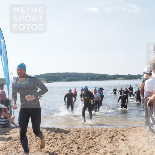 22.06.2025 - Viking Triathlon MichiJ http://msf.ph/oto/8093175 22.06.2025 10:39:30 Schwimmen 25, 83, 86, 93, 117, 138, 150, 195, 238, 244, 298, 324, 337, 474, 529 meine-sportfotos.de