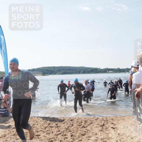 22.06.2025 - Viking Triathlon MichiJ http://msf.ph/oto/8093185 22.06.2025 10:39:30 Schwimmen 25, 83, 86, 93, 117, 138, 150, 195, 238, 244, 298, 324, 337, 474, 529 meine-sportfotos.de