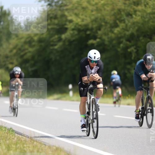 22.06.2025 - Viking Triathlon Yannick Fuchs http://msf.ph/oto/8093227 22.06.2025 11:18:00 Radfahren 5, 87, 193, 207, 214, 229, 242, 243, 284, 294, 429, 464, 486, 492 meine-sportfotos.de