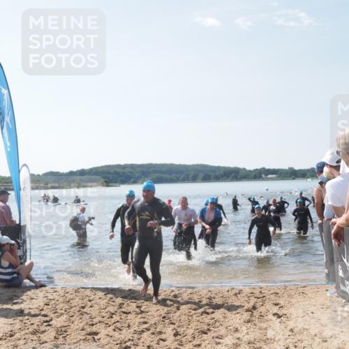 22.06.2025 - Viking Triathlon MichiJ http://msf.ph/oto/8093229 22.06.2025 10:39:31 Schwimmen 25, 83, 86, 93, 117, 138, 150, 195, 238, 244, 298, 324, 337, 474, 529 meine-sportfotos.de