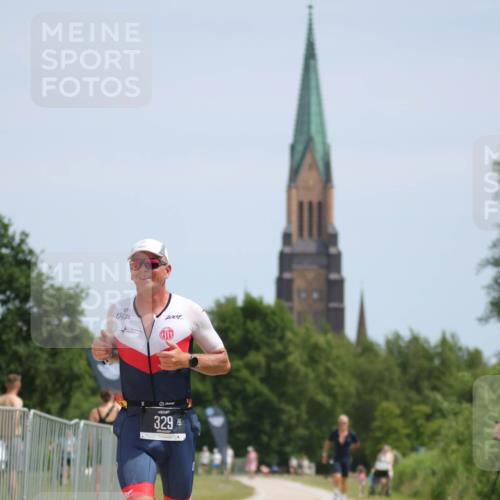 22.06.2025 - Viking Triathlon H.Heesch http://msf.ph/oto/8093231 22.06.2025 13:02:18 Laufen 329 meine-sportfotos.de