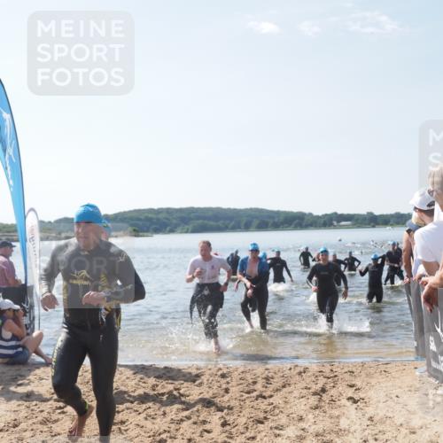 22.06.2025 - Viking Triathlon MichiJ http://msf.ph/oto/8093286 22.06.2025 10:39:33 Schwimmen 25, 29, 83, 86, 93, 117, 138, 150, 195, 244, 298, 324, 337, 474, 529 meine-sportfotos.de