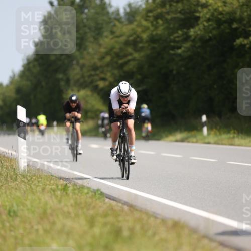 22.06.2025 - Viking Triathlon Yannick Fuchs http://msf.ph/oto/8093297 22.06.2025 11:18:04 Radfahren 87, 193, 206, 207, 242, 284, 294, 429, 492 meine-sportfotos.de