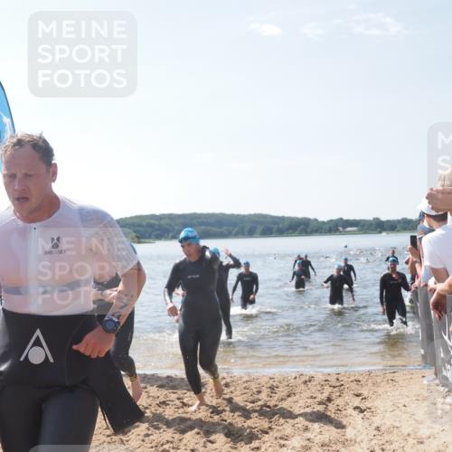 22.06.2025 - Viking Triathlon MichiJ http://msf.ph/oto/8093419 22.06.2025 10:39:36 Schwimmen 25, 29, 86, 93, 117, 138, 150, 244, 298, 324, 337, 423, 474, 529 meine-sportfotos.de