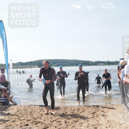 22.06.2025 - Viking Triathlon MichiJ http://msf.ph/oto/8093463 22.06.2025 10:39:41 Schwimmen 25, 29, 86, 93, 138, 150, 244, 337, 423, 518, 529 meine-sportfotos.de