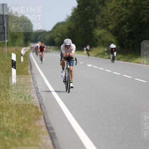 22.06.2025 - Viking Triathlon Yannick Fuchs http://msf.ph/oto/8093506 22.06.2025 11:55:56 Radfahren 184, 217, 245, 318, 352, 459, 625 meine-sportfotos.de