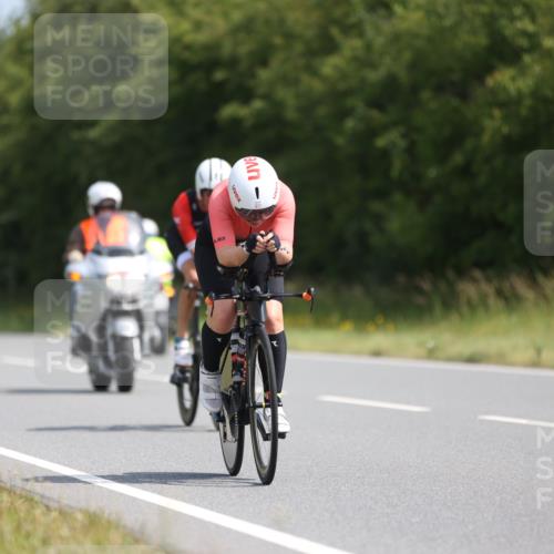 22.06.2025 - Viking Triathlon Yannick Fuchs http://msf.ph/oto/8093508 22.06.2025 11:18:19 Radfahren 63, 147, 264, 543, 612 meine-sportfotos.de