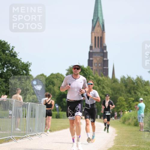 22.06.2025 - Viking Triathlon H.Heesch http://msf.ph/oto/8093510 22.06.2025 13:03:41 Laufen 30, 464, 508, 510 meine-sportfotos.de