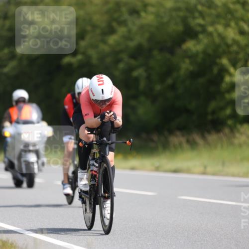 22.06.2025 - Viking Triathlon Yannick Fuchs http://msf.ph/oto/8093518 22.06.2025 11:18:19 Radfahren 63, 147, 264, 543, 612 meine-sportfotos.de