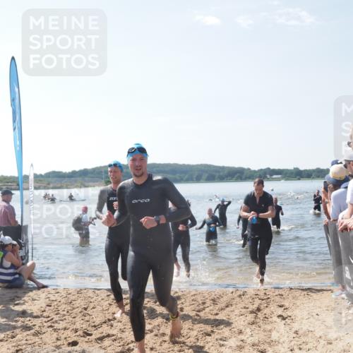 22.06.2025 - Viking Triathlon MichiJ http://msf.ph/oto/8093525 22.06.2025 10:39:43 Schwimmen 25, 29, 86, 93, 138, 244, 337, 423, 437, 518, 529 meine-sportfotos.de