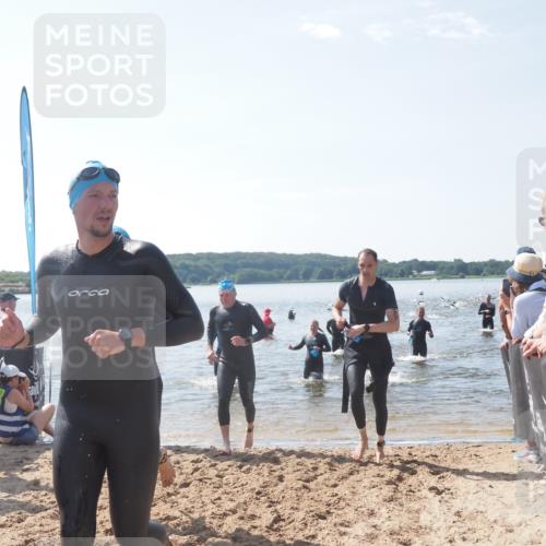 22.06.2025 - Viking Triathlon MichiJ http://msf.ph/oto/8093545 22.06.2025 10:39:44 Schwimmen 25, 29, 86, 138, 244, 337, 423, 437, 518, 529 meine-sportfotos.de
