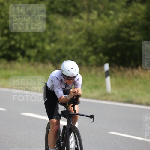 22.06.2025 - Viking Triathlon Yannick Fuchs http://msf.ph/oto/8093576 22.06.2025 11:18:45 Radfahren 175, 200, 438, 602 meine-sportfotos.de