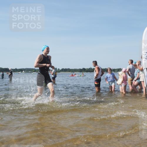22.06.2025 - Viking Triathlon KatJ http://msf.ph/oto/8093579 22.06.2025 10:29:13 Schwimmen 7, 11, 12, 30, 33, 152, 200, 310, 458, 604, 652 meine-sportfotos.de