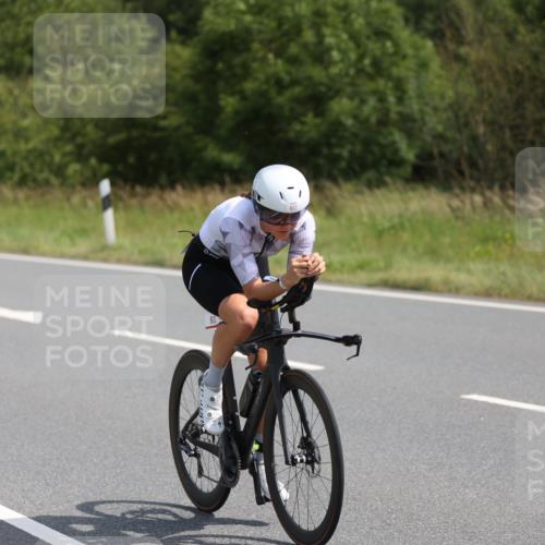 22.06.2025 - Viking Triathlon Yannick Fuchs http://msf.ph/oto/8093590 22.06.2025 11:18:46 Radfahren 175, 200, 438, 602 meine-sportfotos.de