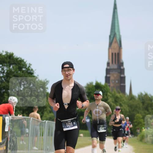 22.06.2025 - Viking Triathlon H.Heesch http://msf.ph/oto/8093602 22.06.2025 13:03:47 Laufen 30, 464, 508, 510, 602 meine-sportfotos.de
