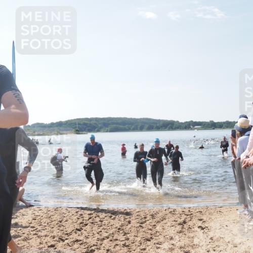 22.06.2025 - Viking Triathlon MichiJ http://msf.ph/oto/8093608 22.06.2025 10:39:46 Schwimmen 25, 29, 86, 138, 244, 423, 437, 518, 529 meine-sportfotos.de