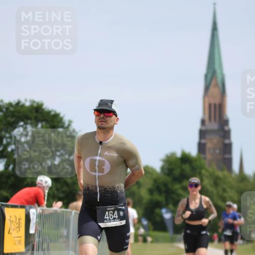 22.06.2025 - Viking Triathlon H.Heesch http://msf.ph/oto/8093638 22.06.2025 13:03:49 Laufen 30, 214, 464, 508, 602 meine-sportfotos.de
