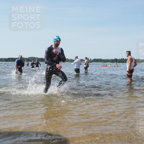 22.06.2025 - Viking Triathlon KatJ http://msf.ph/oto/8093667 22.06.2025 10:29:17 Schwimmen 7, 11, 30, 33, 243, 458, 612, 652 meine-sportfotos.de