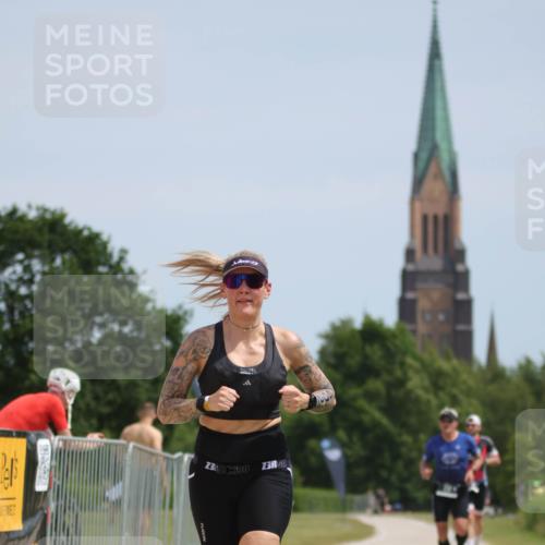22.06.2025 - Viking Triathlon H.Heesch http://msf.ph/oto/8093684 22.06.2025 13:03:51 Laufen 214, 464, 508, 602 meine-sportfotos.de