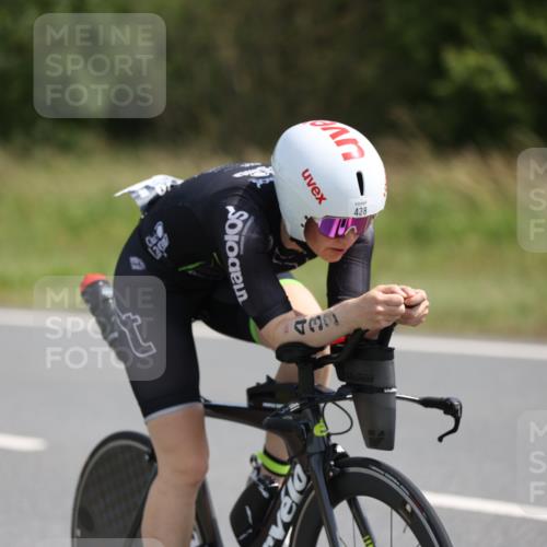 22.06.2025 - Viking Triathlon Yannick Fuchs http://msf.ph/oto/8093712 22.06.2025 11:18:55 Radfahren 4, 137, 438, 515, 641 meine-sportfotos.de