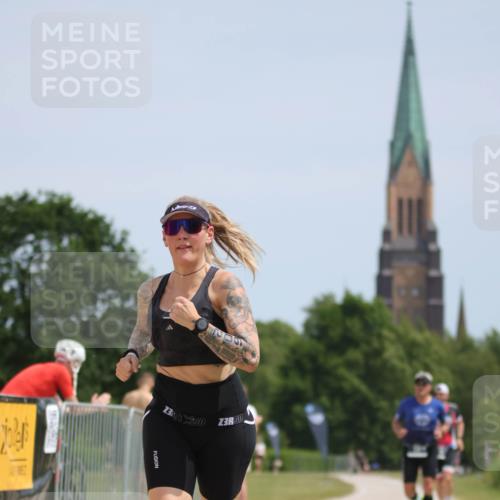 22.06.2025 - Viking Triathlon H.Heesch http://msf.ph/oto/8093714 22.06.2025 13:03:51 Laufen 214, 464, 508, 602 meine-sportfotos.de