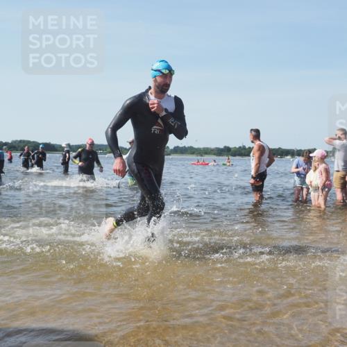22.06.2025 - Viking Triathlon KatJ http://msf.ph/oto/8093735 22.06.2025 10:29:17 Schwimmen 7, 11, 30, 33, 243, 458, 612, 652 meine-sportfotos.de