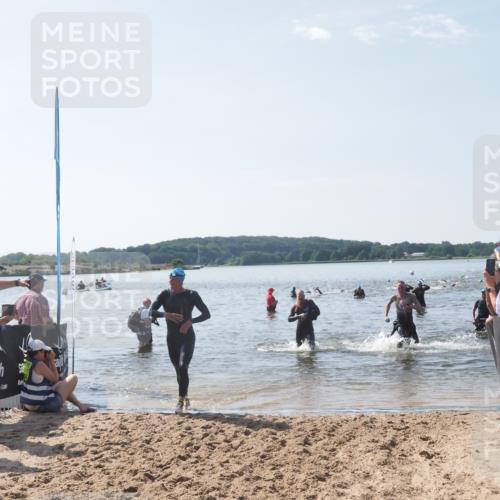 22.06.2025 - Viking Triathlon MichiJ http://msf.ph/oto/8093766 22.06.2025 10:39:55 Schwimmen 283, 423, 437, 518, 538 meine-sportfotos.de