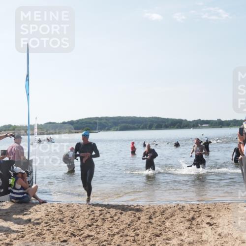 22.06.2025 - Viking Triathlon MichiJ http://msf.ph/oto/8093770 22.06.2025 10:39:55 Schwimmen 283, 423, 437, 518, 538 meine-sportfotos.de