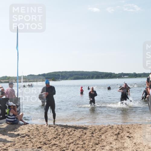 22.06.2025 - Viking Triathlon MichiJ http://msf.ph/oto/8093775 22.06.2025 10:39:55 Schwimmen 283, 423, 437, 518, 538 meine-sportfotos.de