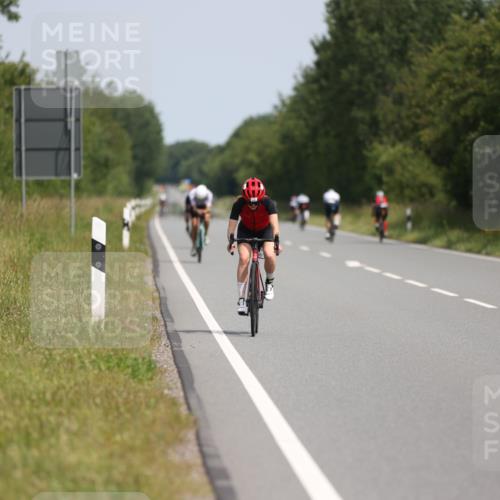 22.06.2025 - Viking Triathlon Yannick Fuchs http://msf.ph/oto/8093790 22.06.2025 11:56:03 Radfahren 125, 217, 245, 459, 499, 555 meine-sportfotos.de