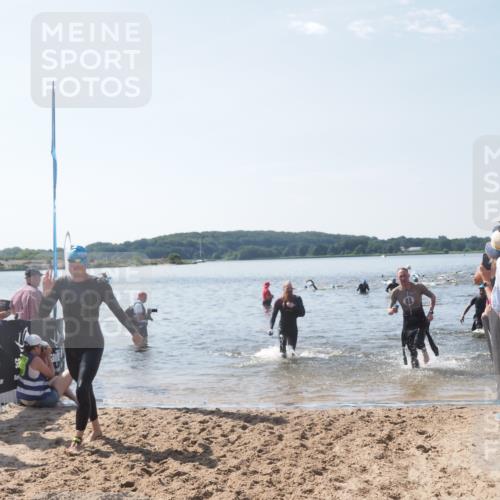 22.06.2025 - Viking Triathlon MichiJ http://msf.ph/oto/8093799 22.06.2025 10:39:56 Schwimmen 283, 423, 437, 518, 538 meine-sportfotos.de