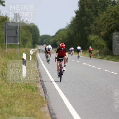 22.06.2025 - Viking Triathlon Yannick Fuchs http://msf.ph/oto/8093806 22.06.2025 11:56:03 Radfahren 125, 217, 245, 459, 499, 555 meine-sportfotos.de