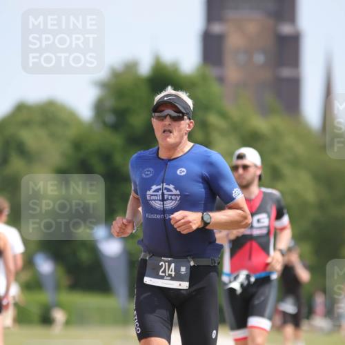 22.06.2025 - Viking Triathlon H.Heesch http://msf.ph/oto/8093809 22.06.2025 13:03:54 Laufen 214, 330, 602 meine-sportfotos.de