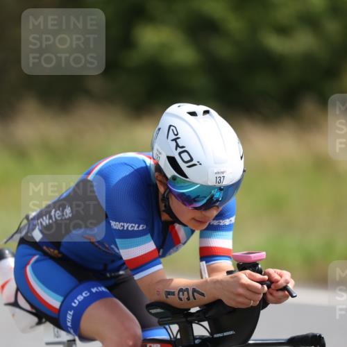 22.06.2025 - Viking Triathlon Yannick Fuchs http://msf.ph/oto/8093830 22.06.2025 11:19:04 Radfahren 4, 137, 190, 353, 374, 515, 527, 641 meine-sportfotos.de