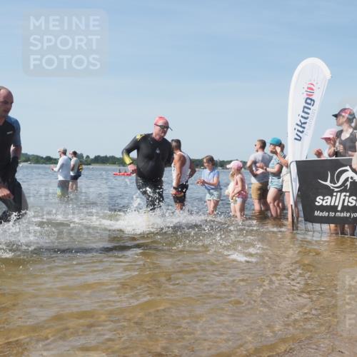 22.06.2025 - Viking Triathlon KatJ http://msf.ph/oto/8093848 22.06.2025 10:29:21 Schwimmen 11, 30, 33, 243, 458, 612, 652 meine-sportfotos.de