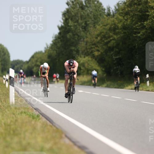 22.06.2025 - Viking Triathlon Yannick Fuchs http://msf.ph/oto/8093872 22.06.2025 11:19:31 Radfahren 255, 349 meine-sportfotos.de