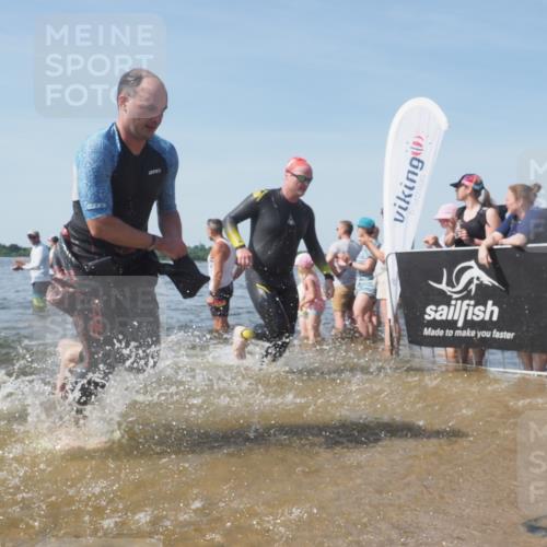 22.06.2025 - Viking Triathlon KatJ http://msf.ph/oto/8093889 22.06.2025 10:29:22 Schwimmen 11, 30, 33, 243, 458, 612, 652 meine-sportfotos.de