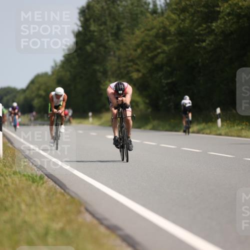 22.06.2025 - Viking Triathlon Yannick Fuchs http://msf.ph/oto/8093901 22.06.2025 11:19:32 Radfahren 255, 349 meine-sportfotos.de